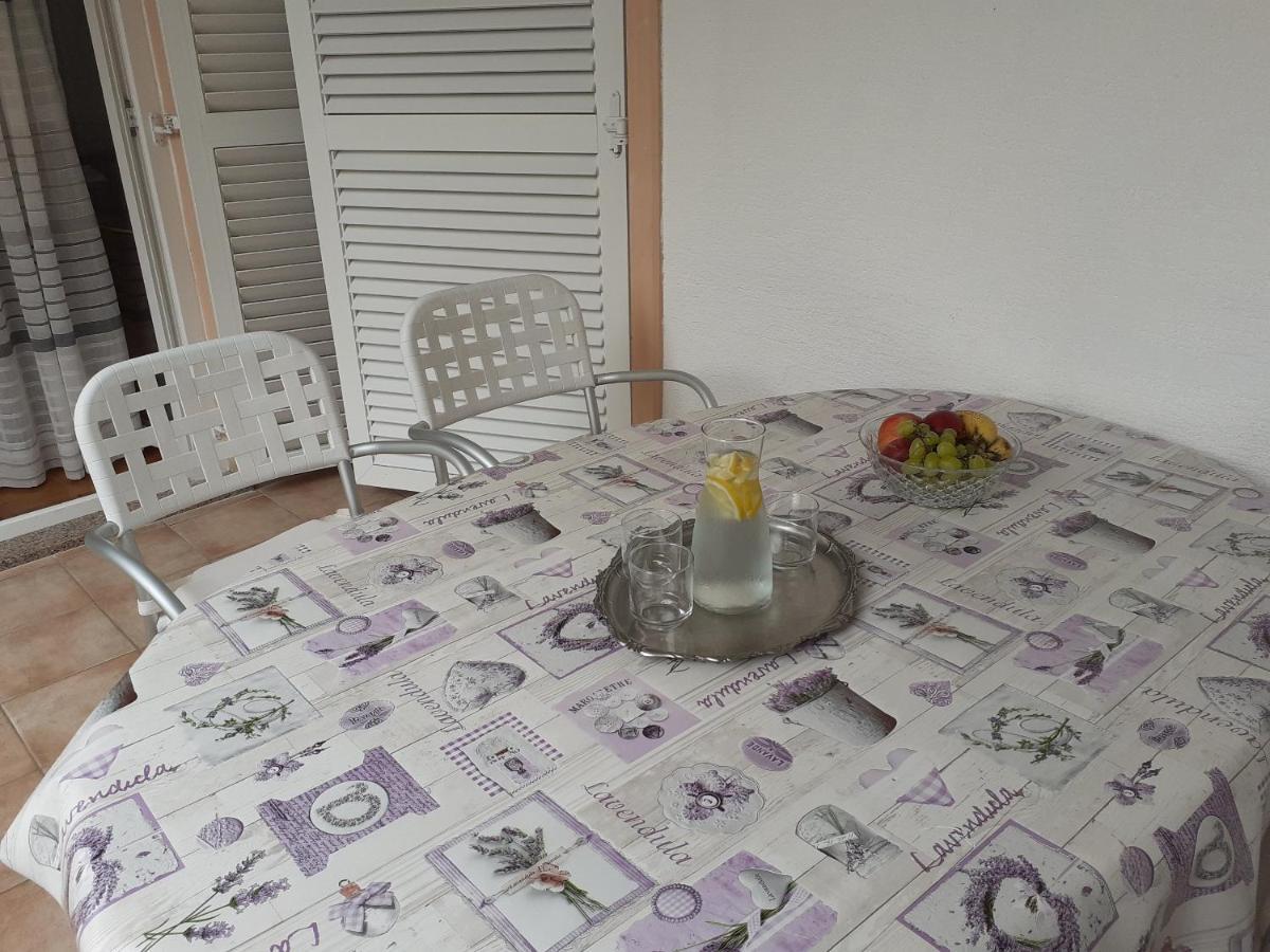 Apartment Conty On The Ground Floor Malinska Esterno foto