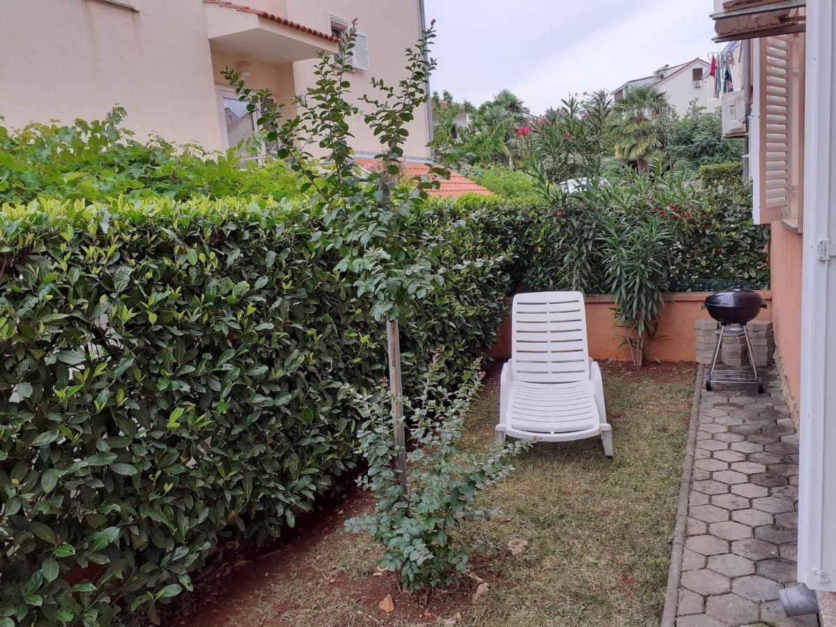 Apartment Conty On The Ground Floor Malinska Esterno foto