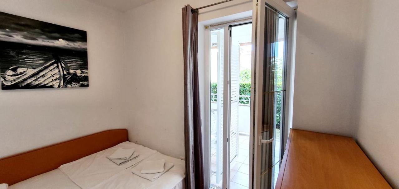 Apartment Conty On The Ground Floor Malinska Esterno foto