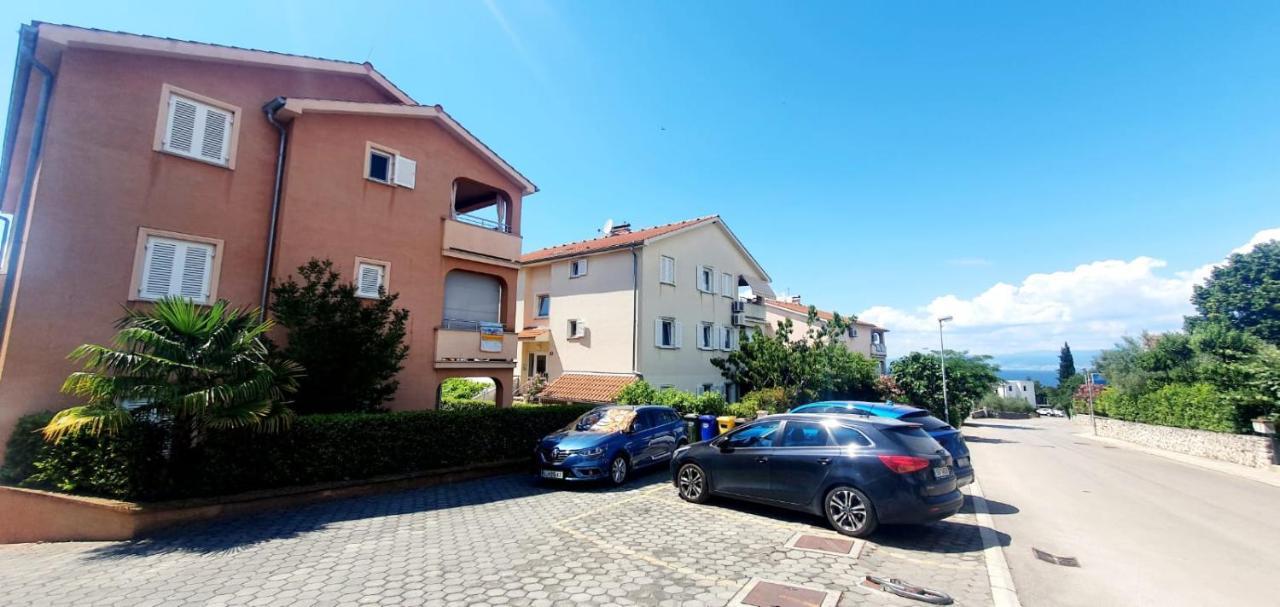 Apartment Conty On The Ground Floor Malinska Esterno foto