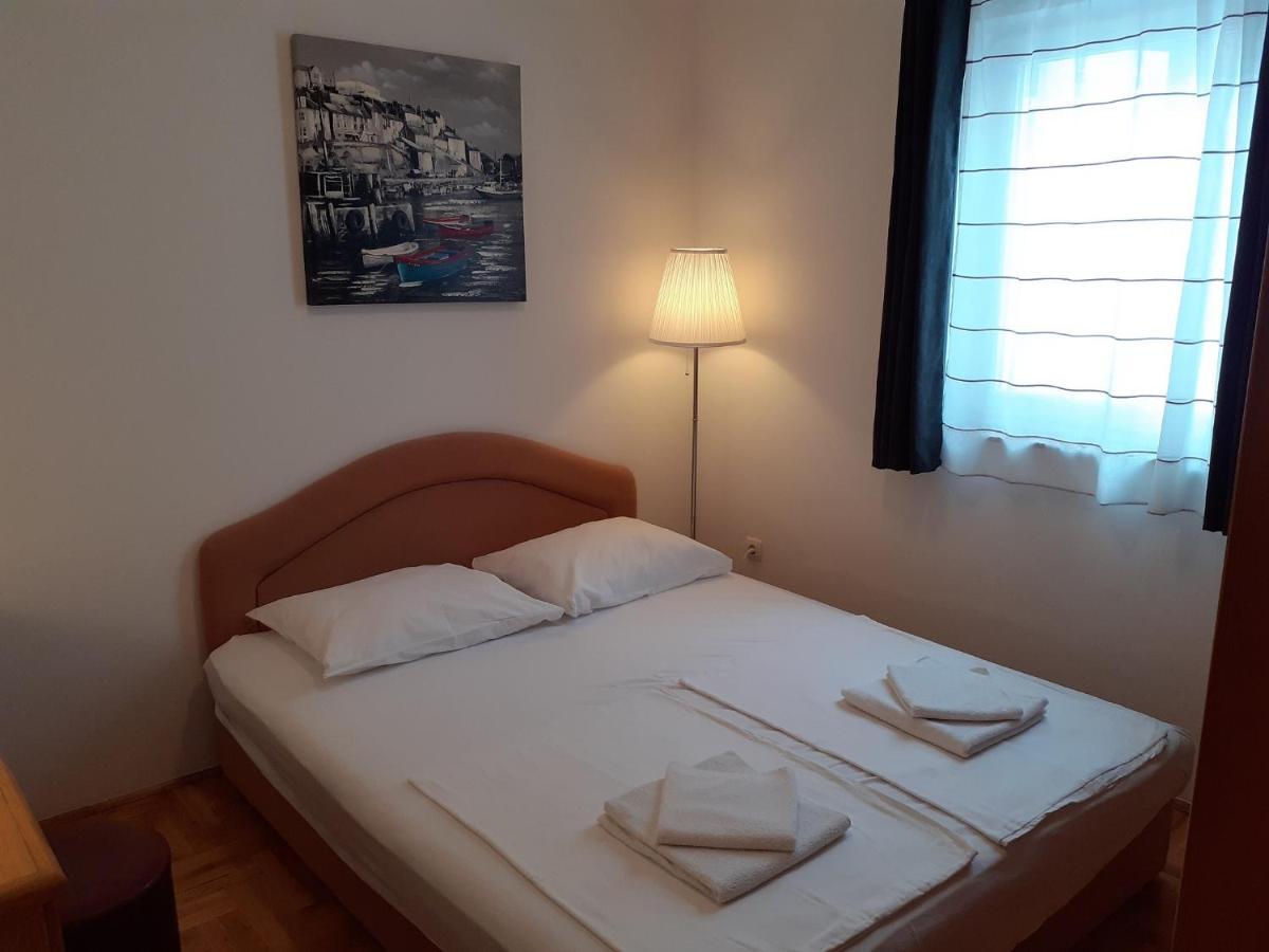 Apartment Conty On The Ground Floor Malinska Esterno foto
