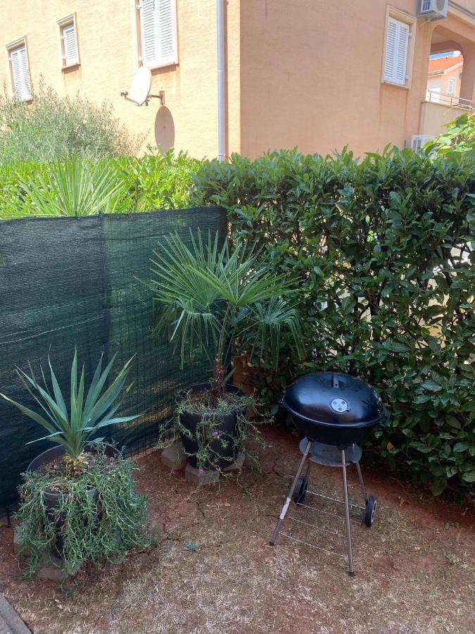 Apartment Conty On The Ground Floor Malinska Esterno foto